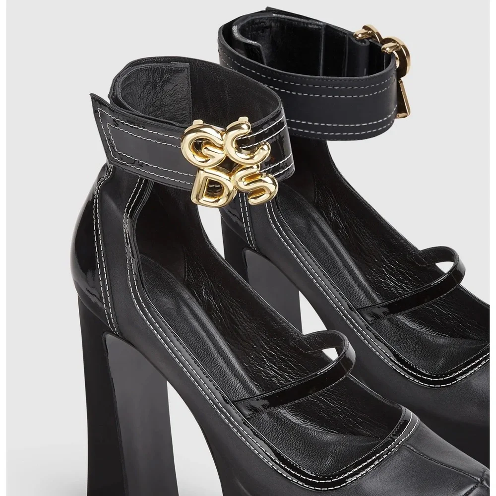 ❤️❤️ GCDS DIVINE HEELS size 7❤️❤️